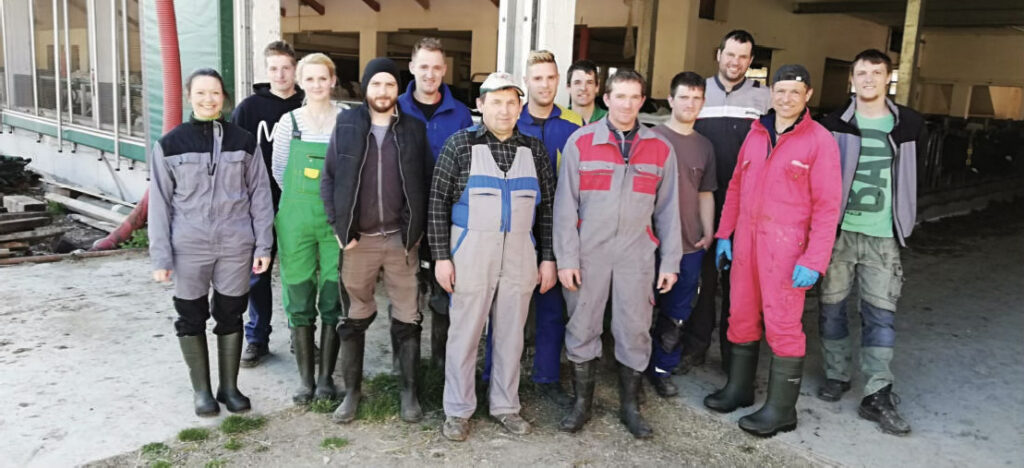 Gruppenfoto Kursteilnehmer Klauenpflege.